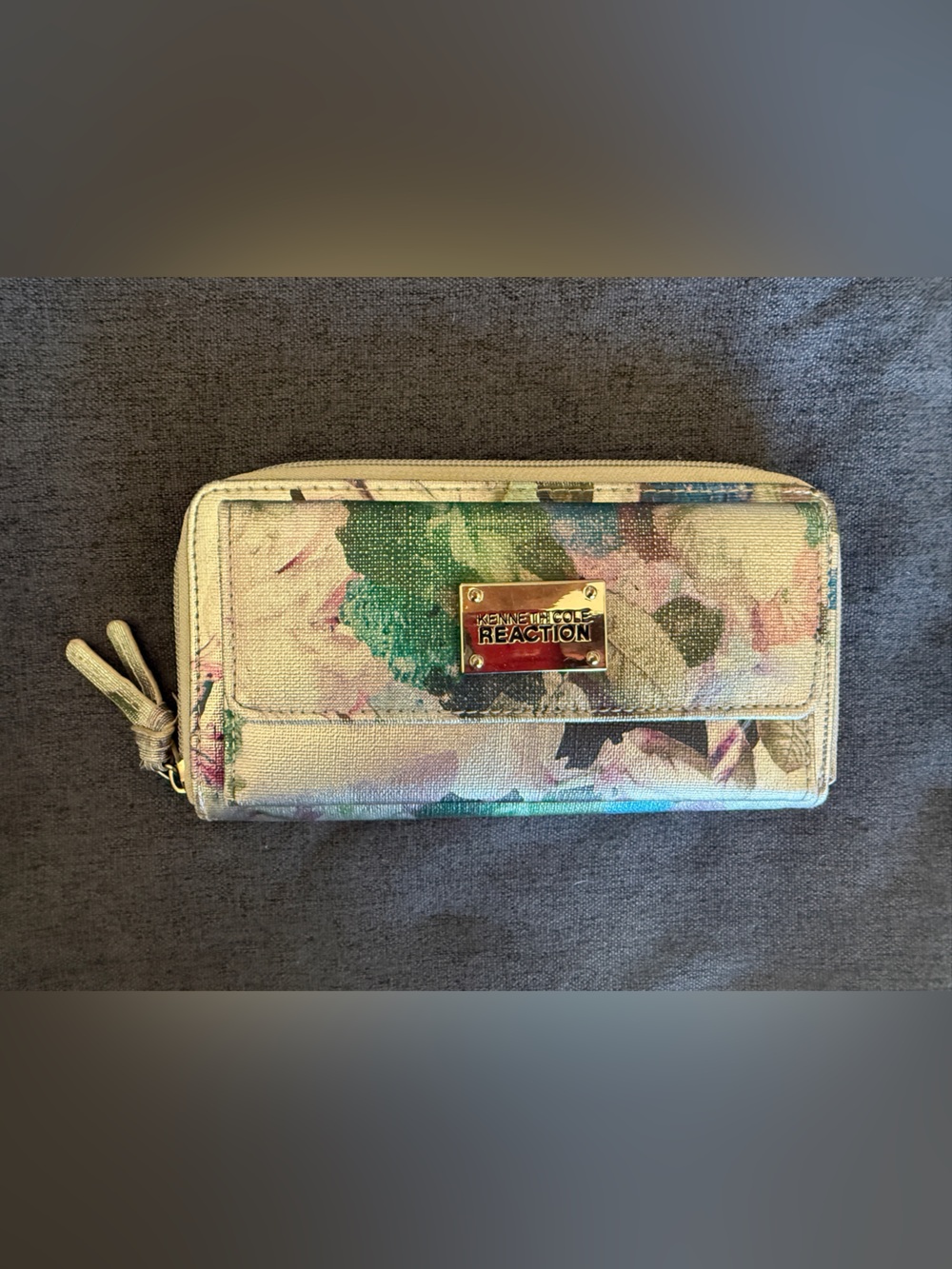 Kenneth Cole Reaction Floral Metallic Zip Wallet